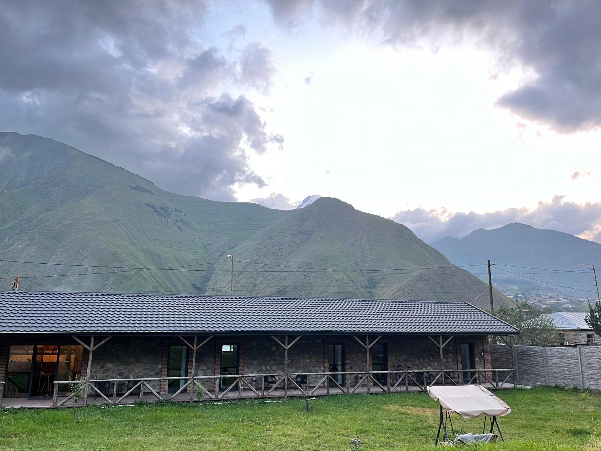 Inn Harmony Kazbegi Eksteriør bilde